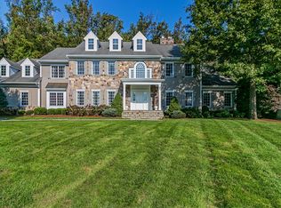 11 Butternut Ln, Basking Ridge, NJ 07920
