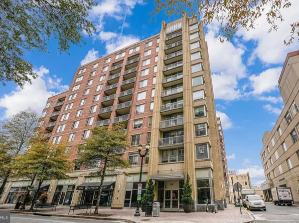 1020 N Highland St Unit 424, Arlington, VA 22201