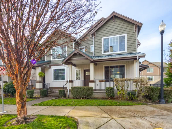 625 NW Lost Springs Ter Unit 102, Portland, OR 97229