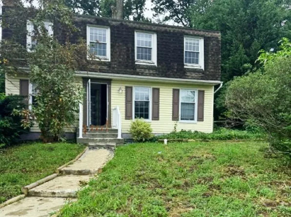 22 Heathrow Manor Ct, Baltimore, MD 21236