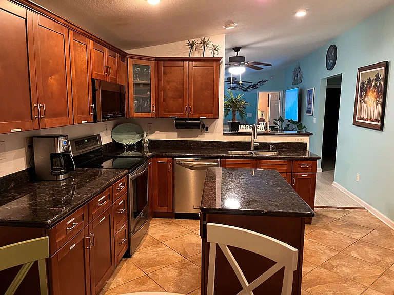 676 Spanish Main Dr — Photo 18