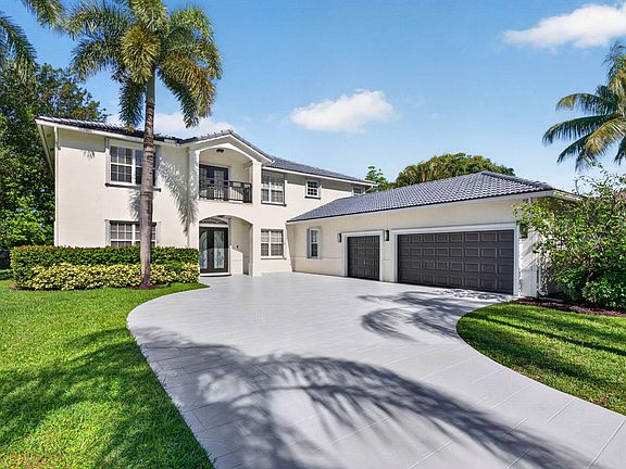 5th image of 8346 Sawpine Road