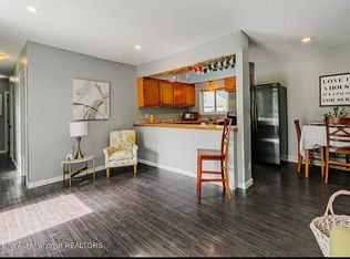 5420 S Waverly Rd, Lansing, MI 48911