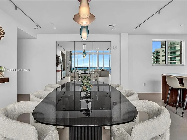 888 Biscayne Blvd #5704 — Photo 32