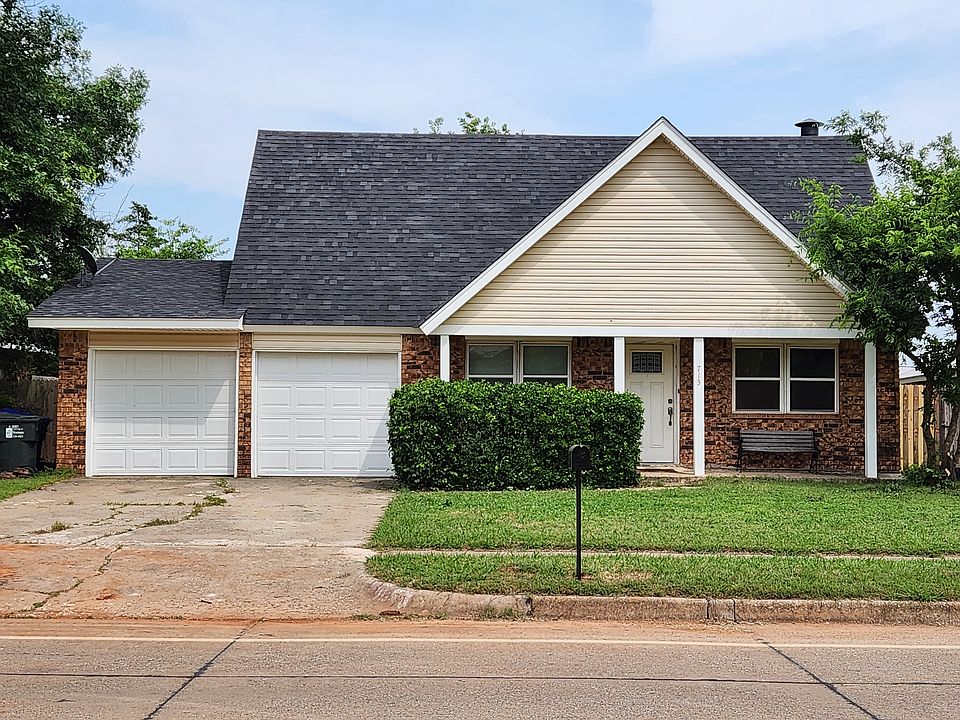 1st image of 713 Vicksburg Ave