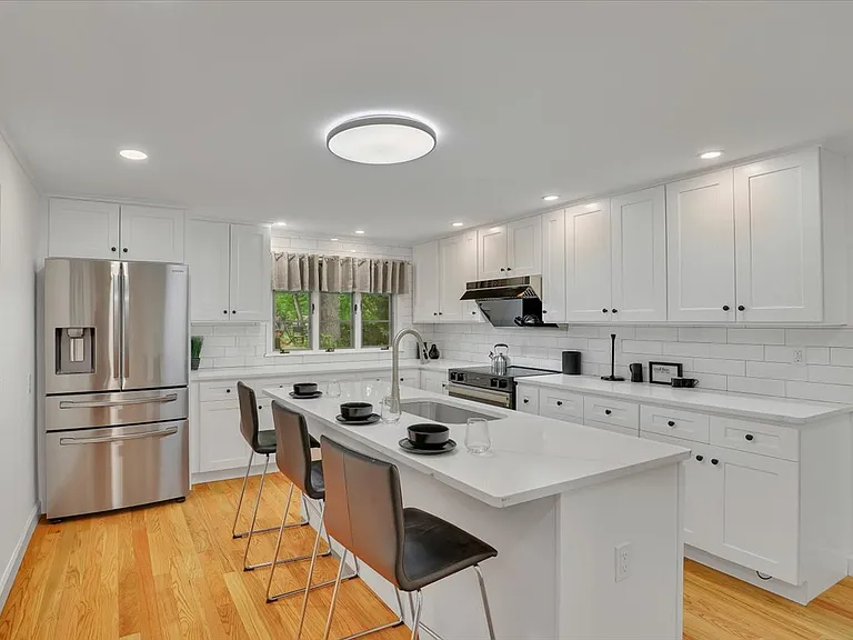 11 W Ridge Dr — Photo 10