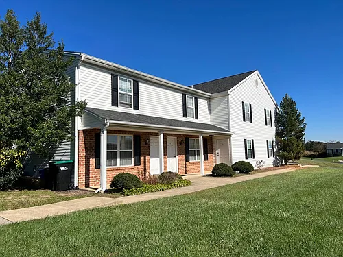 101B Sycamore Ct Photo 1