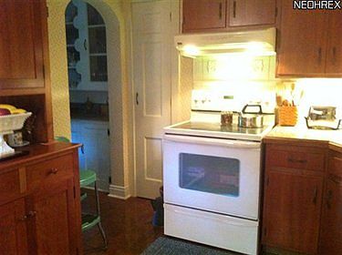 5th image of 4125 Oak Knoll Dr
