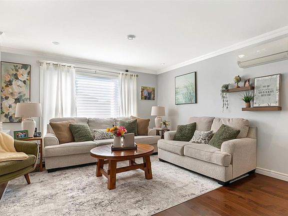 5th image of 35 Reardon Avenue