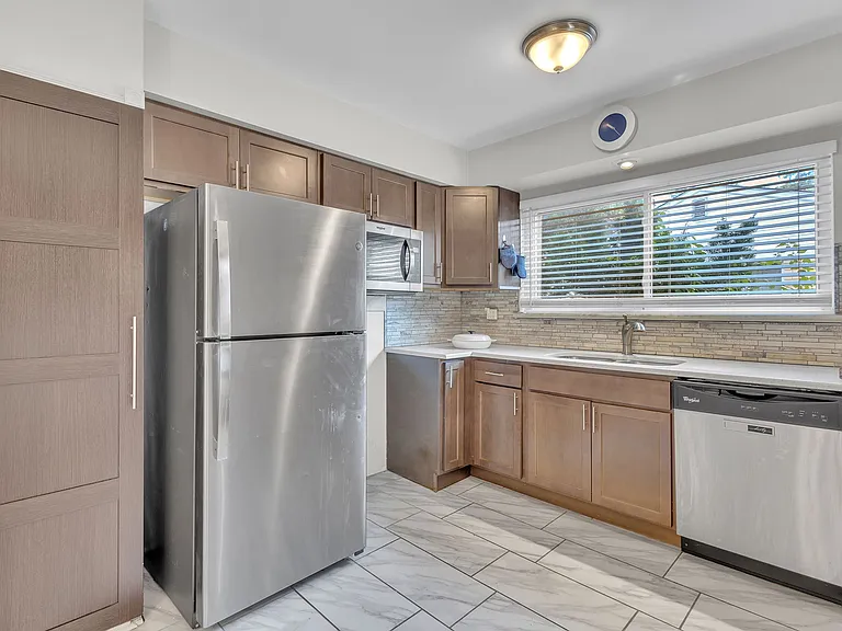 23520 Brandywynne St — Photo 12