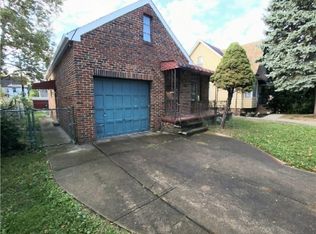 8810 Bancroft Ave, Cleveland, OH 44105