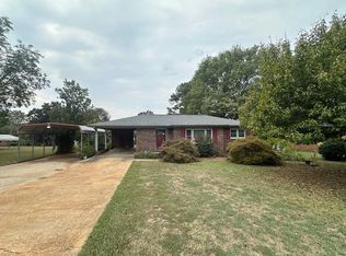 106 Knowlandale Dr, Starr, SC 29684