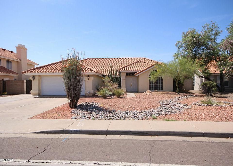 1st image of 3001 E Liberty Ln