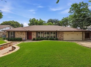 2009 Tanglewood Dr, Grapevine, TX 76051