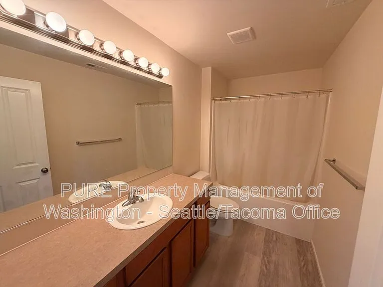 18224 72nd Ave E — Photo 17
