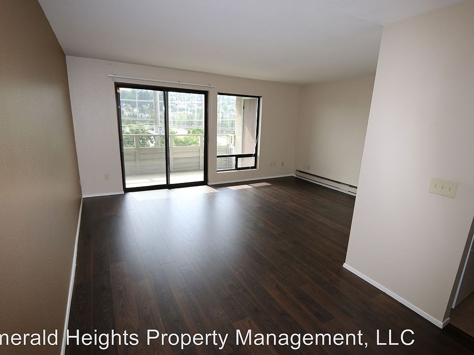1st image of 2820 15th Ave W APT 107