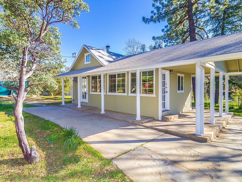 1st image of 2584 Salton Vista Dr