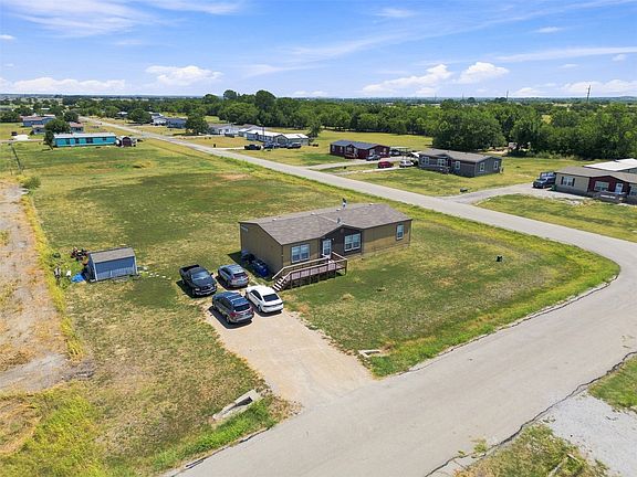 2nd image of 120 Granite Dr