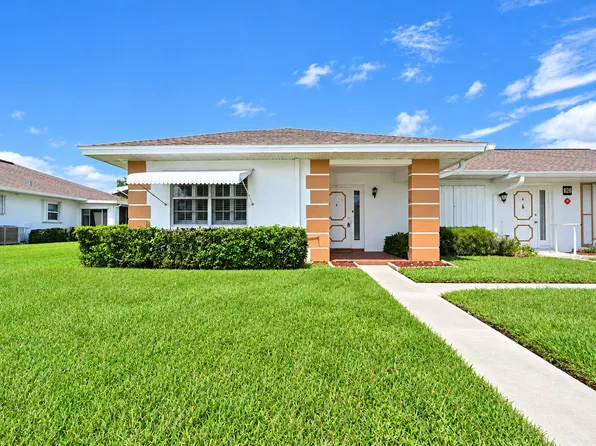 828 TIMBERVIEW Drive #A, Fort Pierce, FL 34982