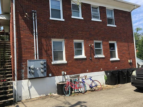 3rd image of 1561 Fernwood Ave APT 2