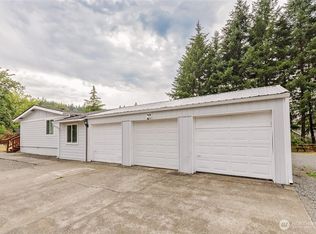 1300 SW Mayer Ave, Winlock, WA 98596