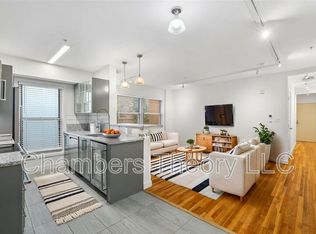 220 2nd St SE APT 303, Washington, DC 20003