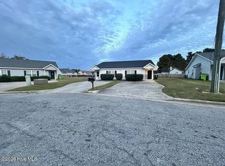 2503 East St #B, Winterville, NC 28590