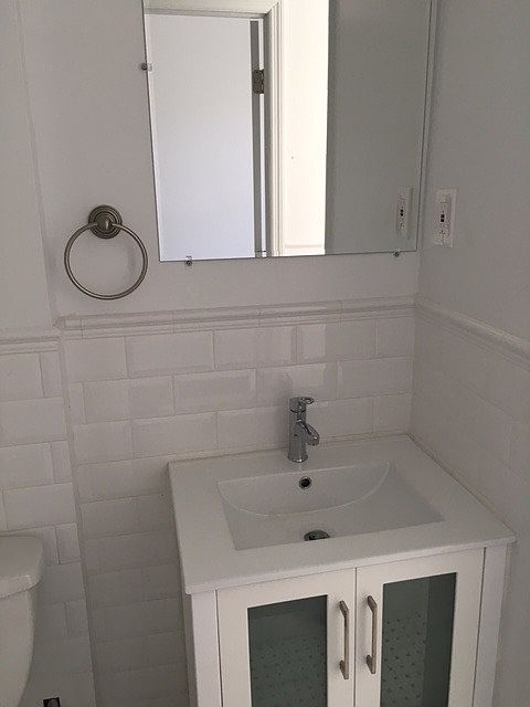 2nd image of 2423 Cambreleng Ave #2