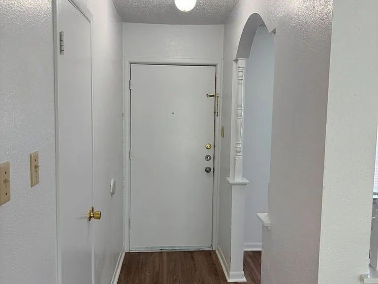 132 Meadow Way — Photo 3