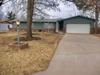 1105 S Larson Ave, Chanute, KS, 66720