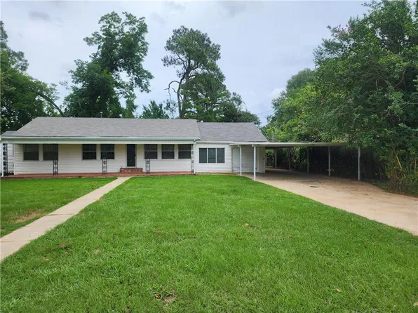 23 Calvert Dr, Alexandria, LA 71303