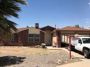 5817 W Valley Cir, El Paso, TX 79932