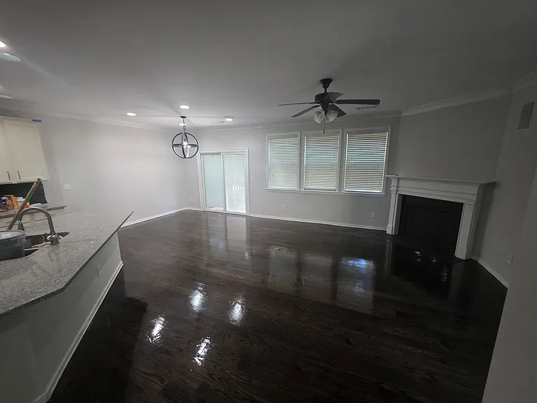 1595 Trailview Way — Photo 2