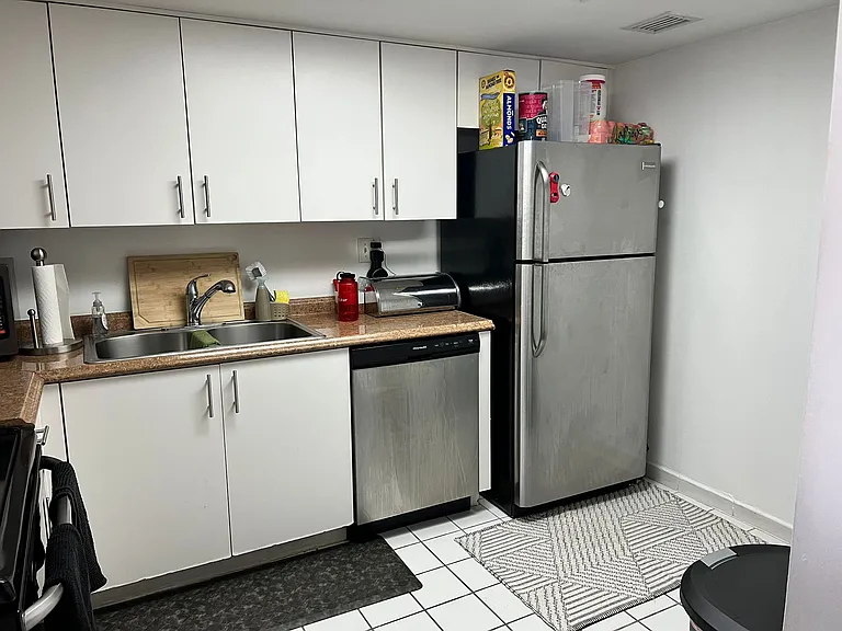 3300 NE 192nd St #803 — Photo 8