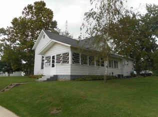 621 S Meridian St, Redkey, IN 47373