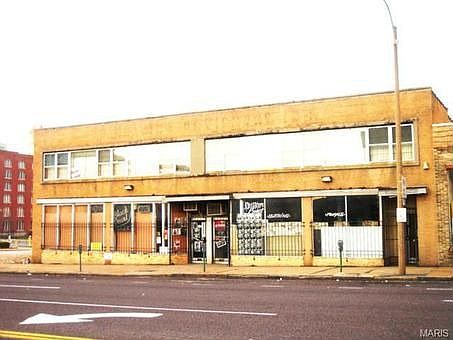1st image of 2008 Olive St