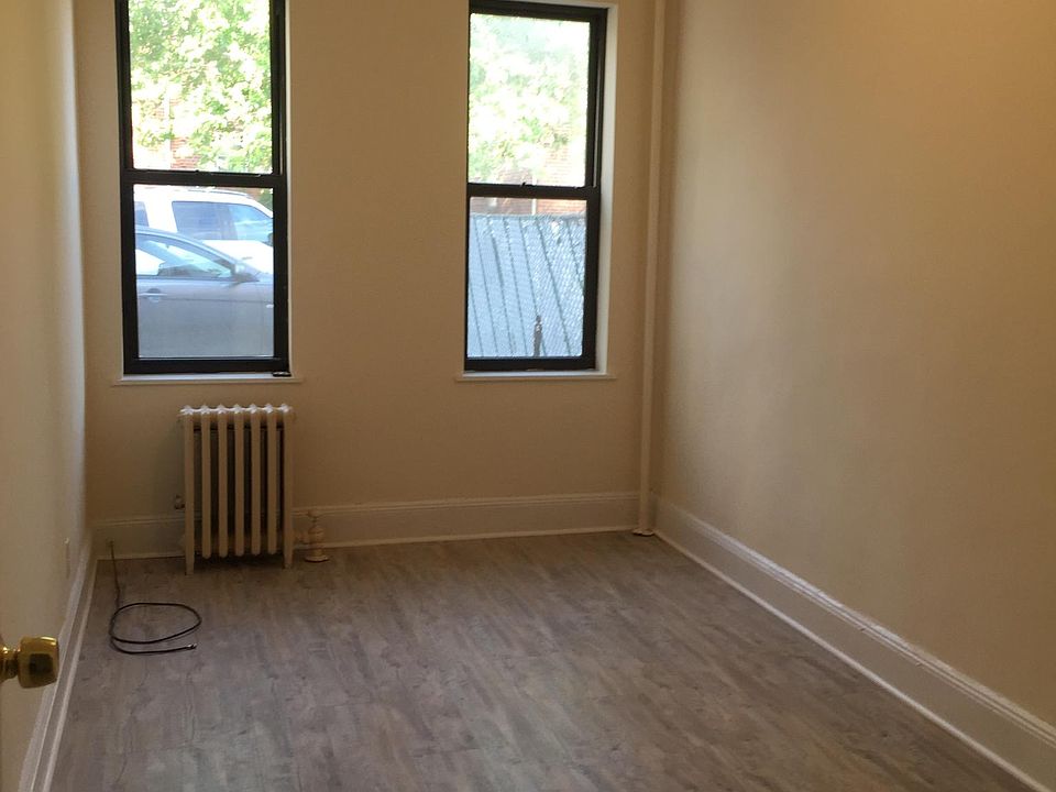 2nd image of 12-29 117th St