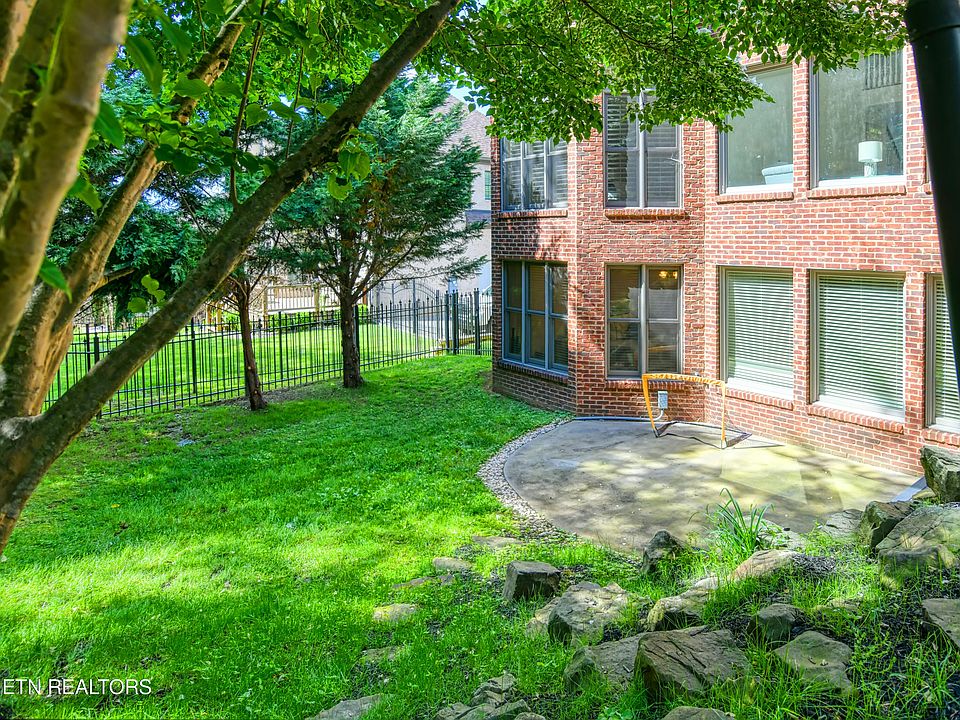 2nd image of 1201 Appaloosa Way