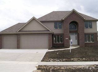 868 Karen Ln, New Lenox, IL 60451