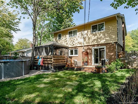 3rd image of 58 Briarwood Cres