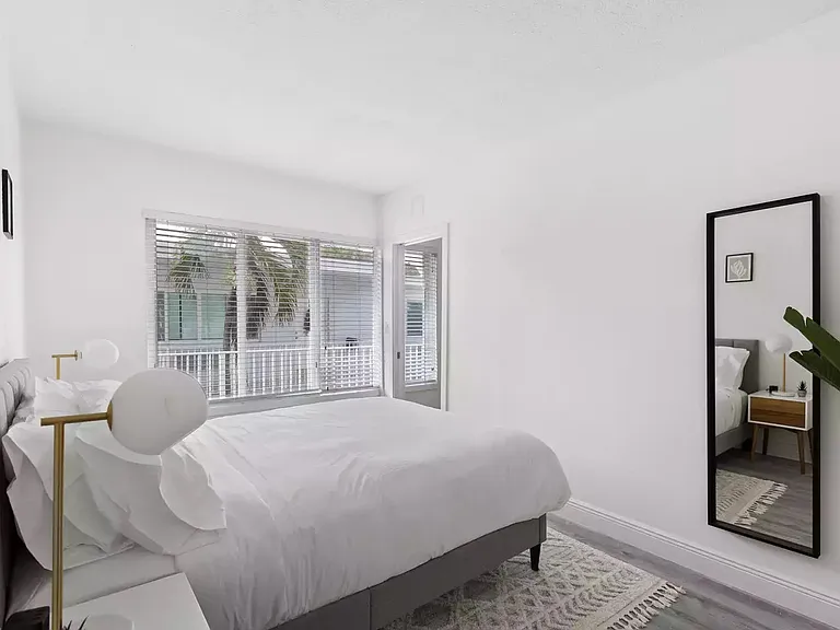 7315 Carlyle Ave #18 — Photo 15