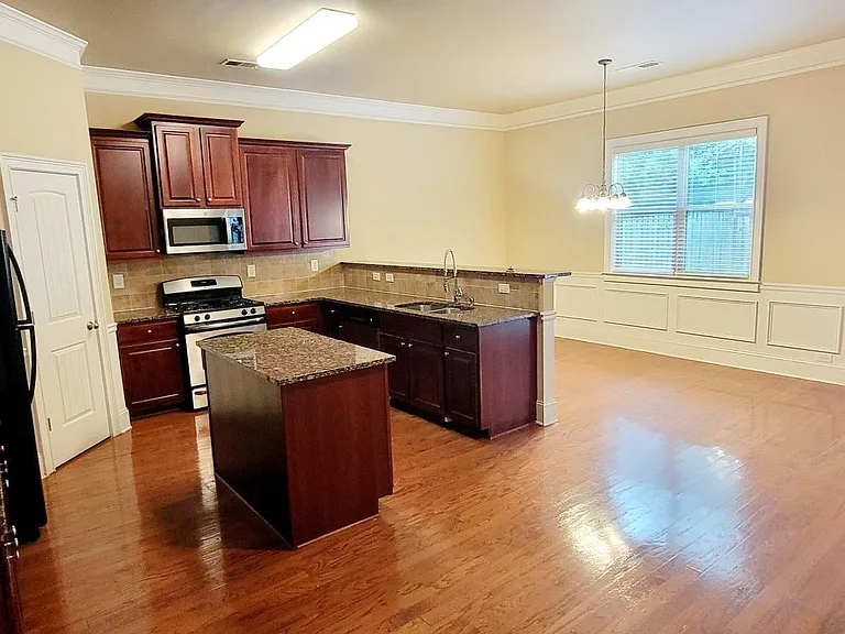 1202 Berkley Hills Pass — Photo 12
