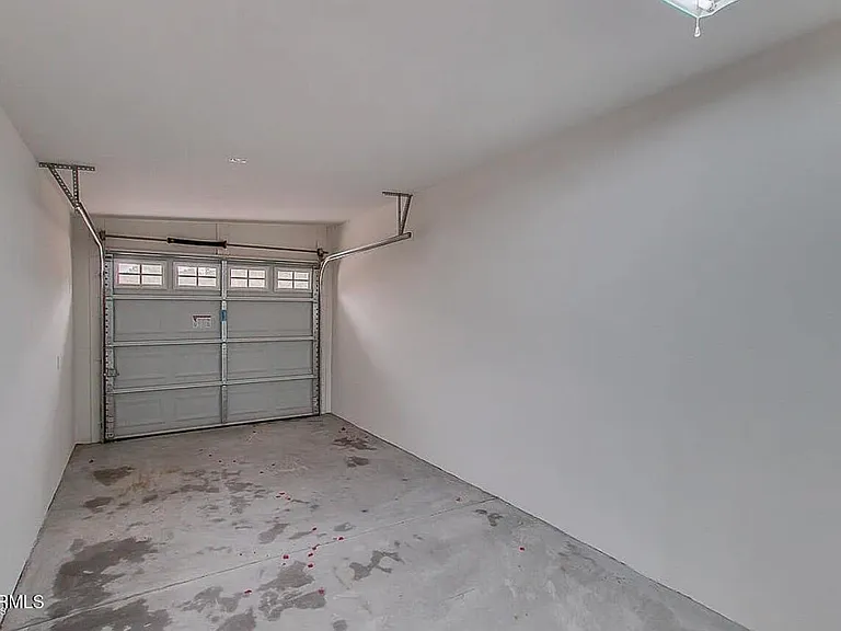 3228 N 27th St — Photo 20