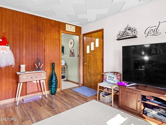 5th image of 1321 Tapoco Ave
