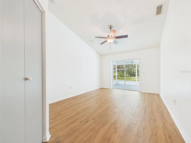 9434 Holnwon Ct — Photo 13