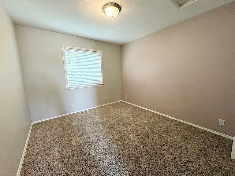 1749 W Greenhead Dr — Photo 19