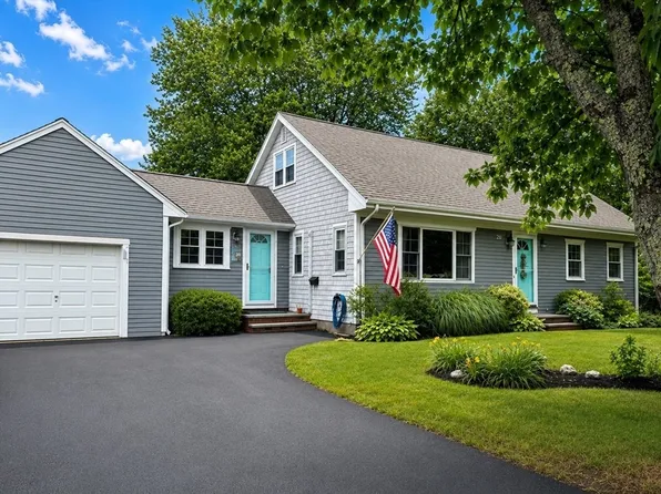 20 Rogers St, Fairhaven, MA 02719