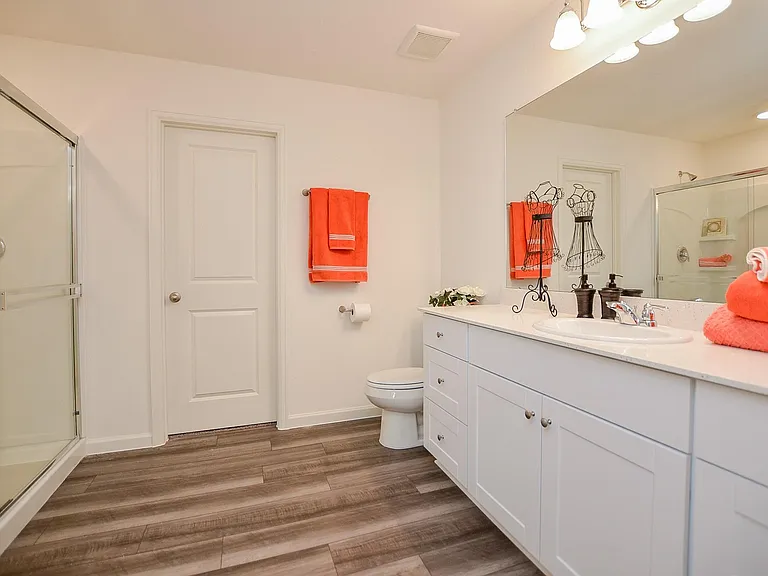 1025 Long Bay Ct — Photo 31