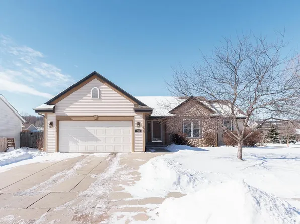 700 Chadwick DRIVE, Watertown, WI 53094