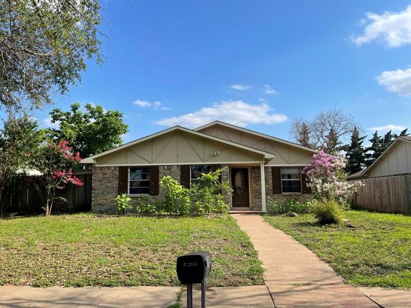1404 Harvest Glen Dr